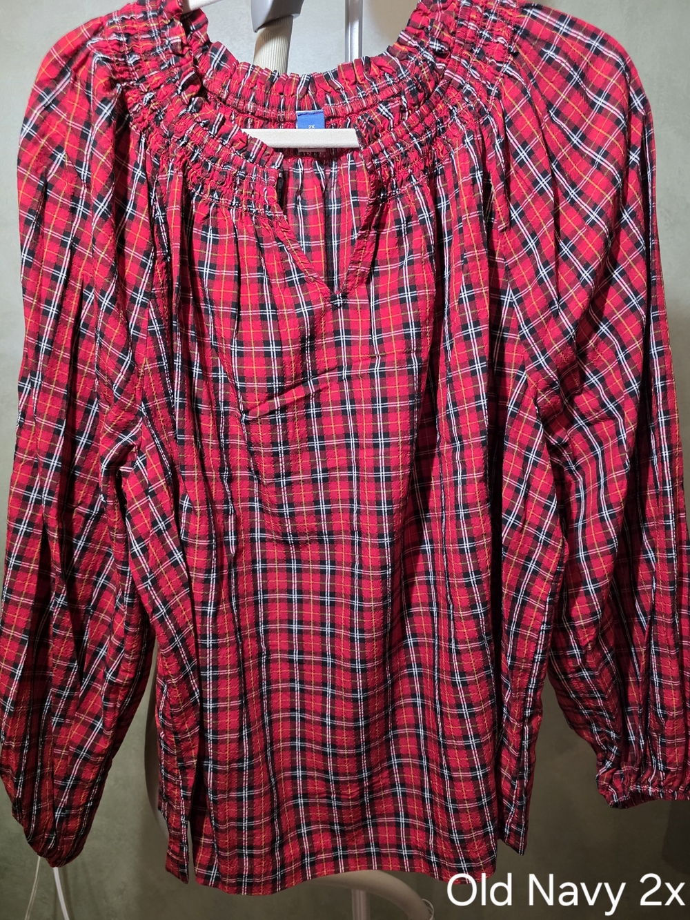 Old Navy Women's 2x Red Plaid Long-Sleeve Shirt
